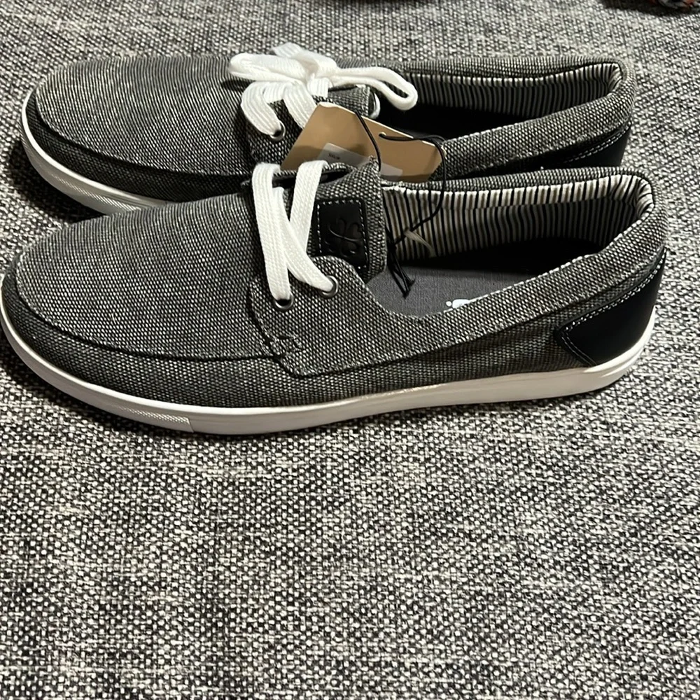 NWT UKEES by MUK LUKS Men's Cruise Voyage Sneaker
